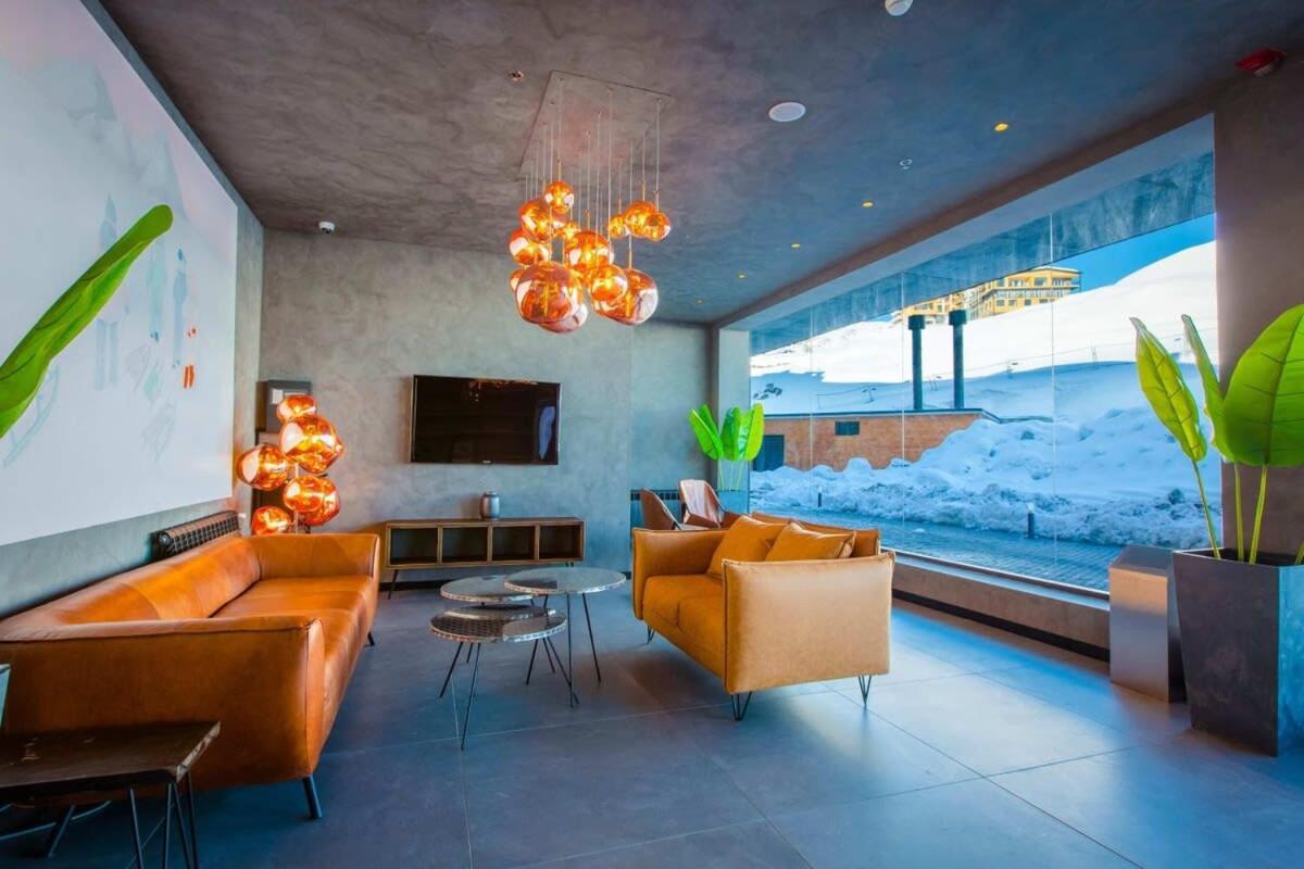 Super Stylish And Cozy 2 Bedroom 4Or6 People Apartment In Key Location In Marshall Gudauri Project Ski Resort 외부 사진